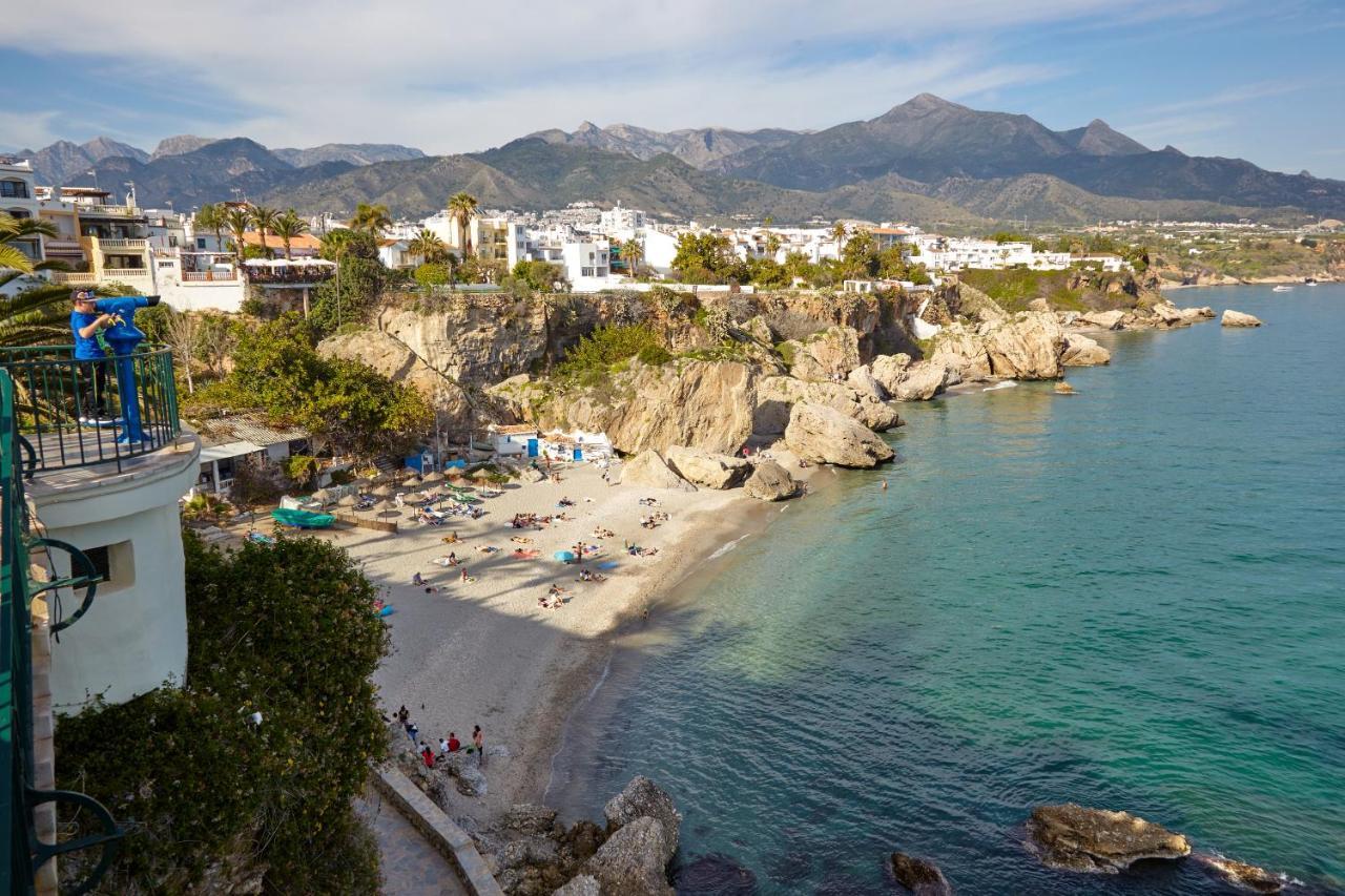 Charming Nerja Hostel Eksteriør billede